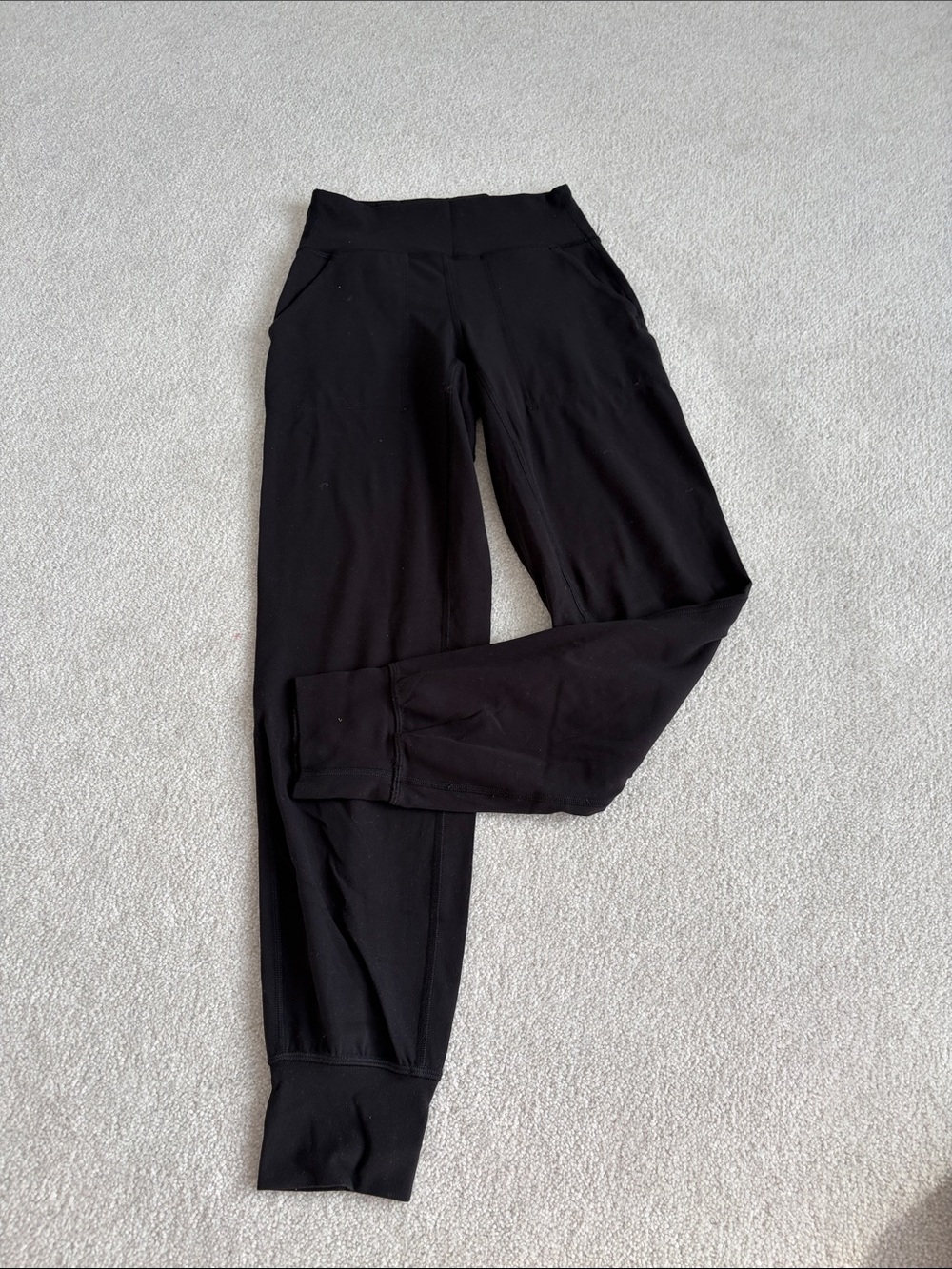 Lululemon Joggers - size 2